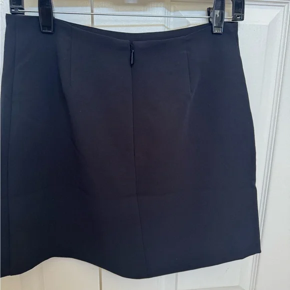 Aritzia Wilfred Black Mini Skirt - Picture 2 of 3